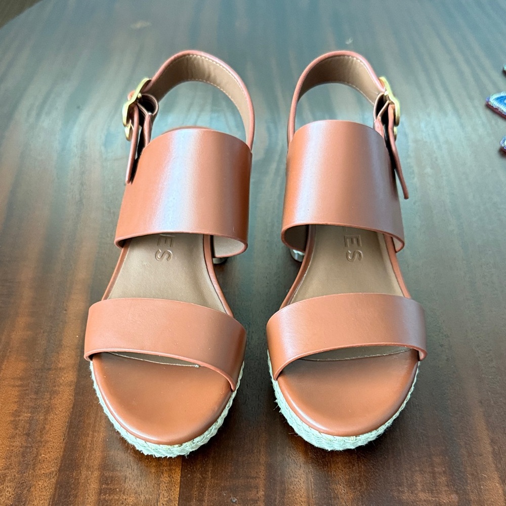 AEROSOLES Tan Leather Sandals